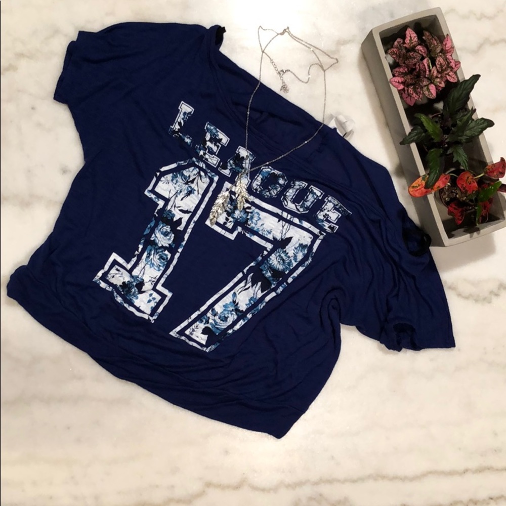 Blue crop top